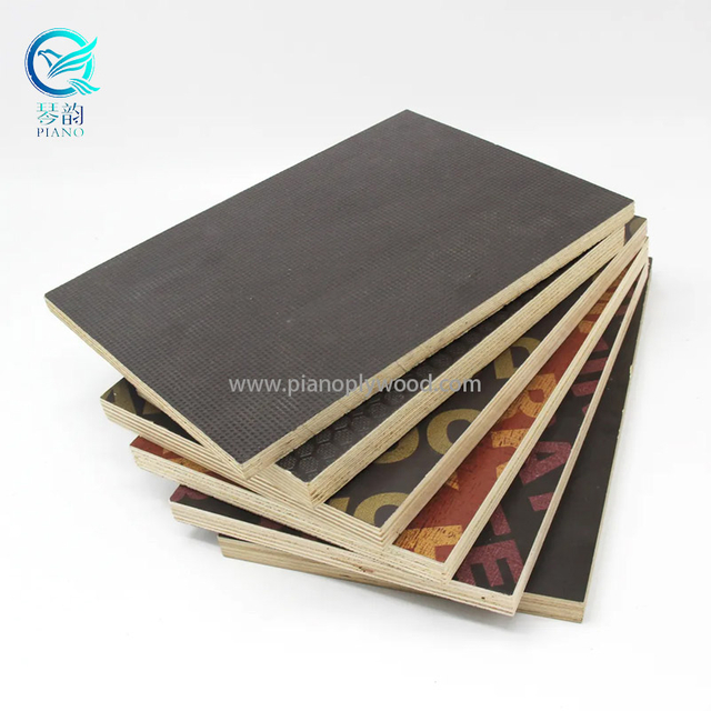 Sklejka łączona na mikrowczepy